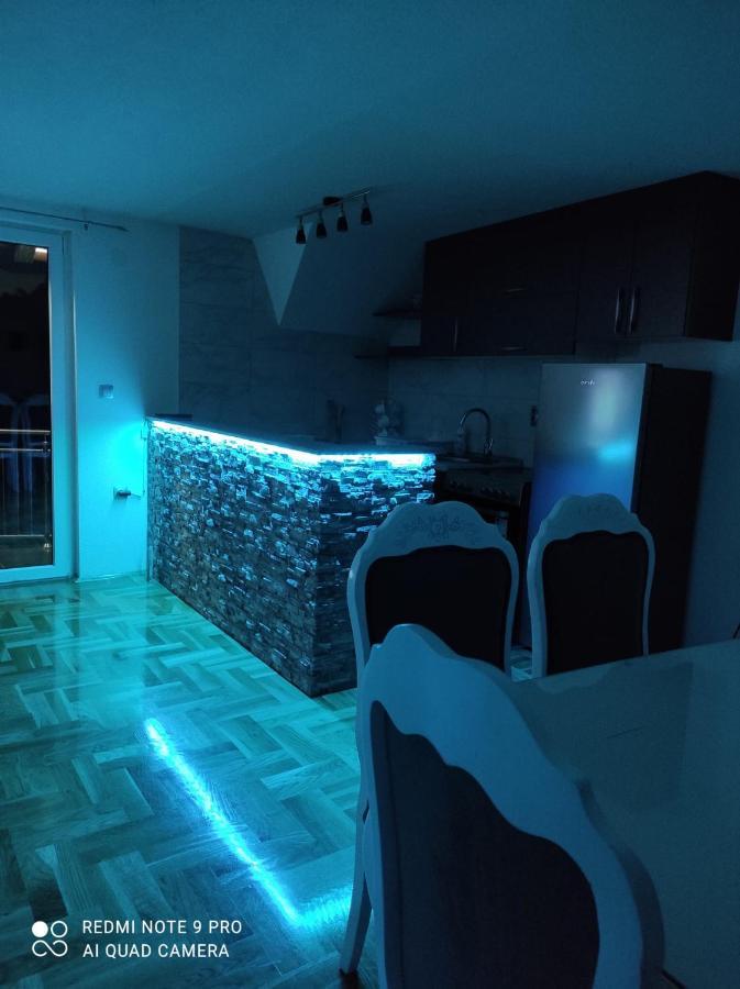 Apartman-Vikendica Mihajlovic バニャ・ルカ エクステリア 写真