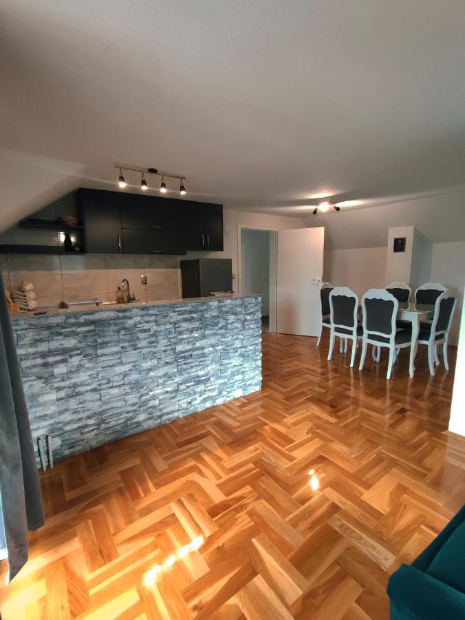 Apartman-Vikendica Mihajlovic バニャ・ルカ エクステリア 写真