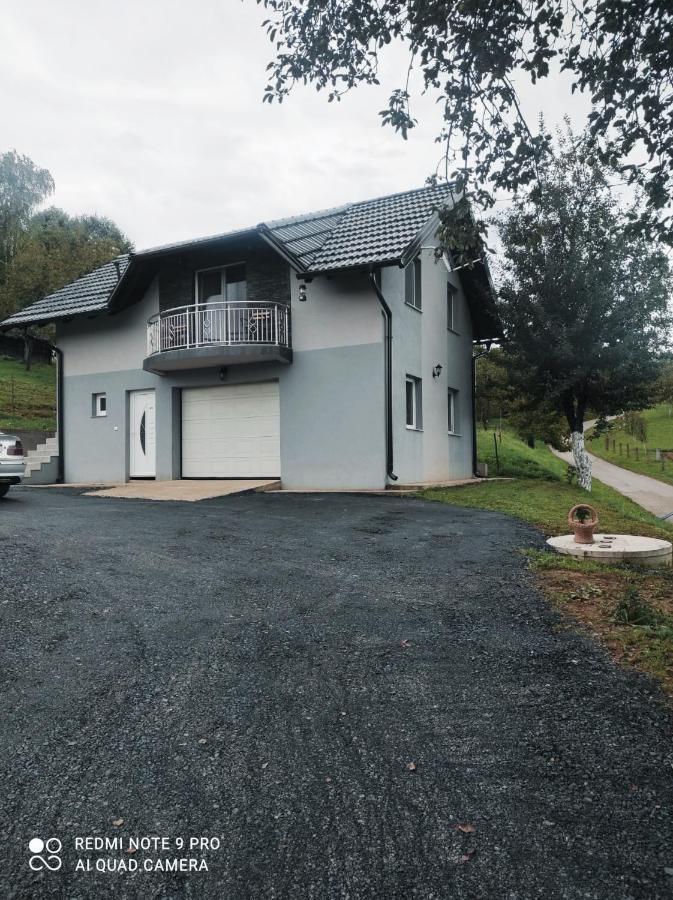 Apartman-Vikendica Mihajlovic バニャ・ルカ エクステリア 写真