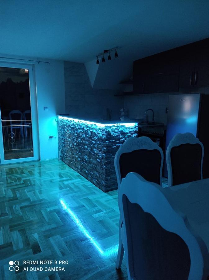 Apartman-Vikendica Mihajlovic バニャ・ルカ エクステリア 写真