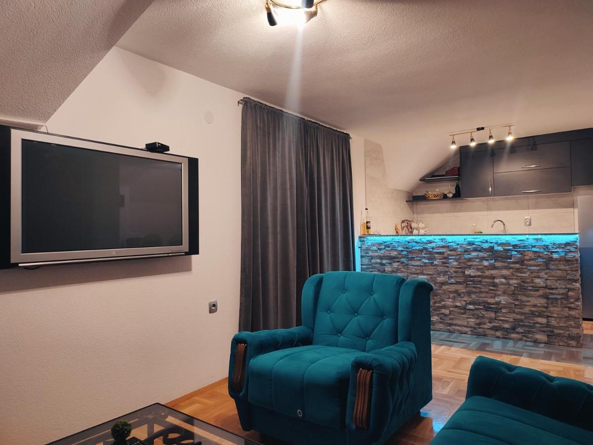 Apartman-Vikendica Mihajlovic バニャ・ルカ エクステリア 写真