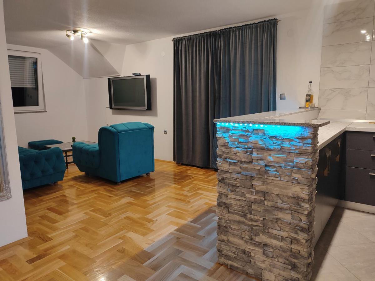 Apartman-Vikendica Mihajlovic バニャ・ルカ エクステリア 写真